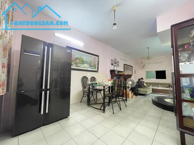 🔥 [PHƯỜNG BÀN CỜ] NHÀ 4 TẦNG – HXH QUAY ĐẦU – NGANG 6M – 2 MẶT THOÁNG – CÓ GARAGE – 20 TỶ