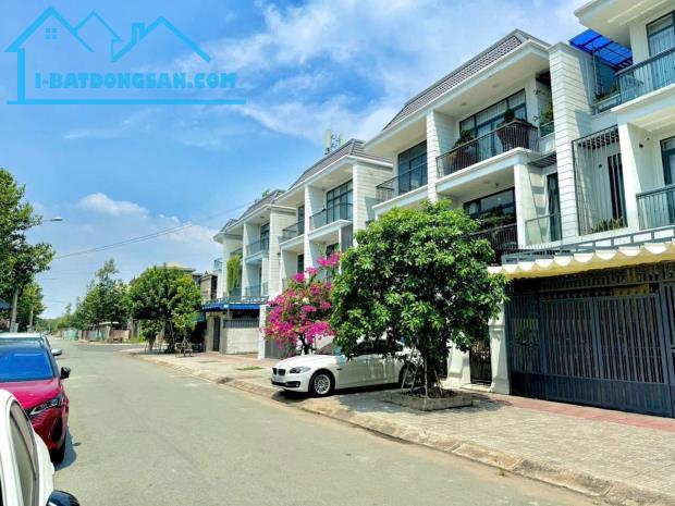 Bán shophouse 2 mặt tiền Bửu Long 3. Giá yêu thương 7 tỷ. sàn 274m. Sổ có sẵn.