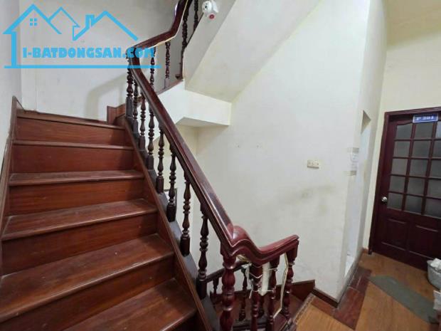 🔥BÁN GẤP🔥NGUYỄN VĂN HUYÊN 52m 4T, lô góc, ô tô đỗ sân, vài bước ra phố, ngõ ô tô