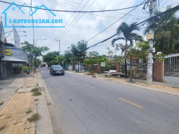 Bán gấp kho xưởng mặt tiền Thới Tam Thôn 9 ,TTT , DT 300m2 .Giá rẻ 13 tỷ (TL)