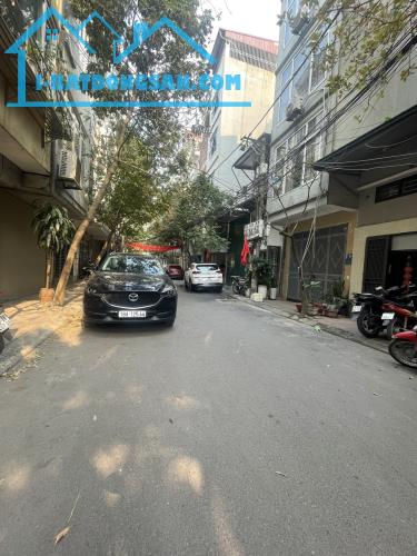 Bán nhà khu giãn dân Văn Quán, Hà Đông, 40m2 4 tầng, phân lô vỉa hè ô tô tránh, hơn 13 tỷ