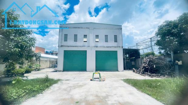 Kho Xưởng Xe Tải Đường Quách Điêu 20 x 45m Giá 16.5 Tỷ (TL)
