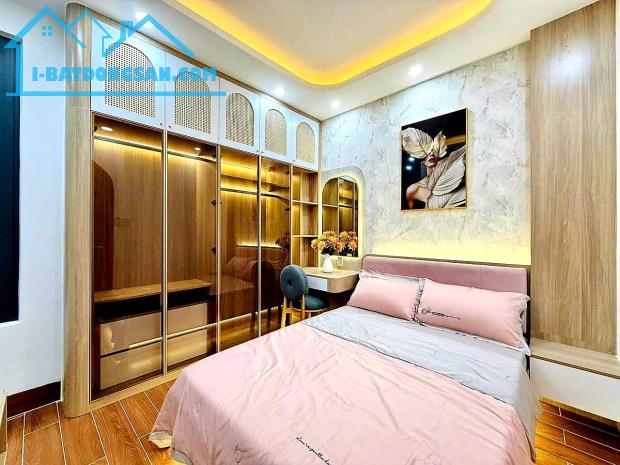 Chủ gửi Căn nhà đẹp Lê Hồng Phong, Hẻm xe hơi Quận 10, Giá chỉ 10.6 tỷ