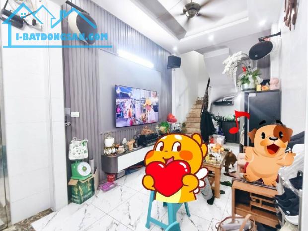 VĂN CHƯƠNG ,TÔN ĐỨC THẮNG- DT 23/27M-5 TẦNG -3P NGỦ- NỘI THẤT ĐẸP- GIÁ CHỈ 6.8TỶ