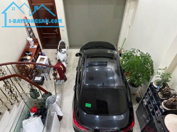 NHÀ 60M2*5T NGUYỄN VĂN TRỖI, MỚI TINH, NGÕ Ô TÔ, SÁT MẶT PHỐ