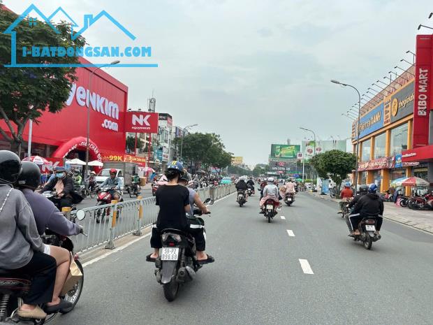 Bán MTKD 30m có vỉa hè Nguyễn Oanh 130m2 ngang 5.2m KD đa nghề gần chợ An Nhơn 21.5 tỷ
