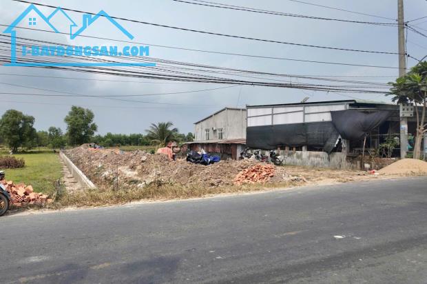 bán đất đường nhựa 15x80m ,xã Đức Lập Hạ, Đức Hòa, Long An. Giá bán 11 tỷ