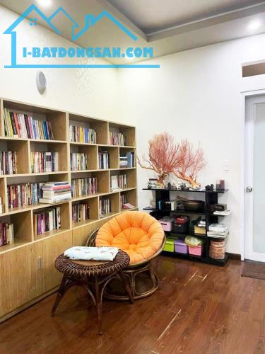 Rẻ nhất khu vực! Hxh Hai Bà Trưng Q3 DT( 5 x 16m ) Giá chỉ 13 tỷ TL Lh 0902.829.660