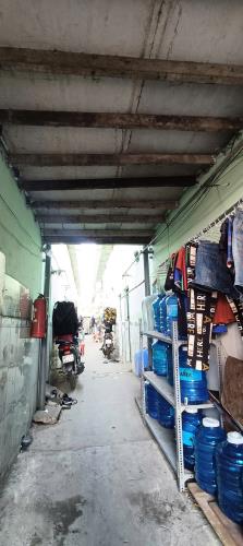 Bán nhà trọ, căn hộ dịch vụ Bình Chánh - 320m2 Ngang 8m - 25Tr/Tháng - Sát KCN - 5.X tỷ