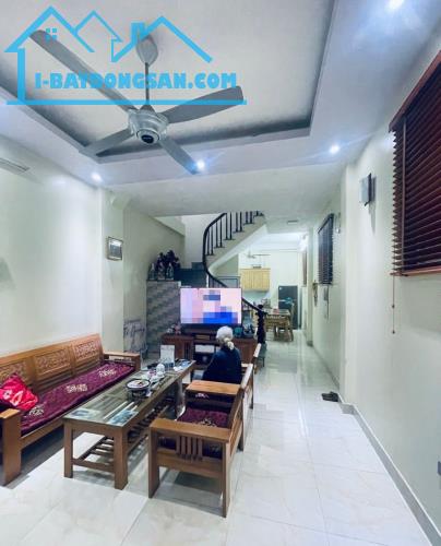 BÁN NHÀ DÂN XÂY -AN DƯƠNG VƯƠNG- ĐÔNG NGẠC - LÔ GÓC - 20M RA ĐƯỜNG OTO