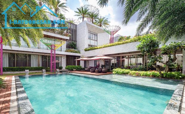 Bán Biệt Thự View Sông Quận 2 DT:1115m2(30mx37m) Full Nội Thất Cao Cấp-Giá 385 Tỷ TL