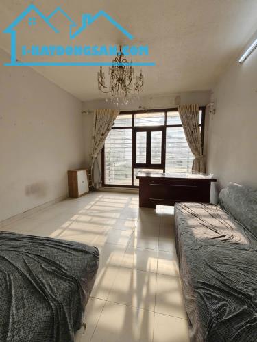 Nhà mới lô góc Đào Tấn hơn 40m2, nội thất cao cấp,3 phút ra Lotte