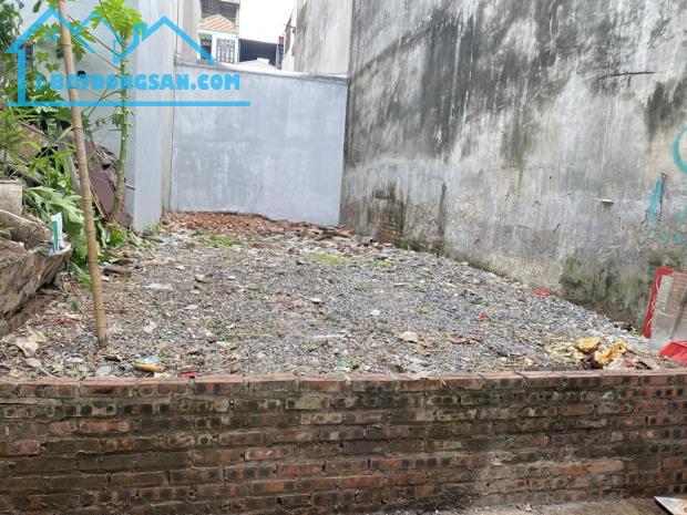 Bán mảnh đất khu Phân lô Đaị học mỏ 45m2 MT 4m ngõ thông Ô tô chỉ 9 tỷ 0948031338