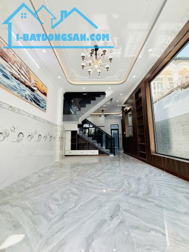 Siêu phẩm mặt tiền Tân Hiệp 16, Hóc Môn 3Tx 104 m2 . Giá chỉ 6.0 tỷ (TL)