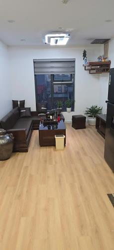 Căn chung cư BlueStar Trâu Quỳ view Thành Trung full đồ