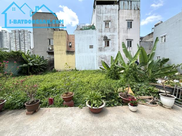 Bán Lô Đất Quận 7, DT 60m2 Mặt Tiền 5M, Chỉ 4.5 Tỷ Huỳnh Tấn Phát, Kế Bên Phú Mỹ Hưng