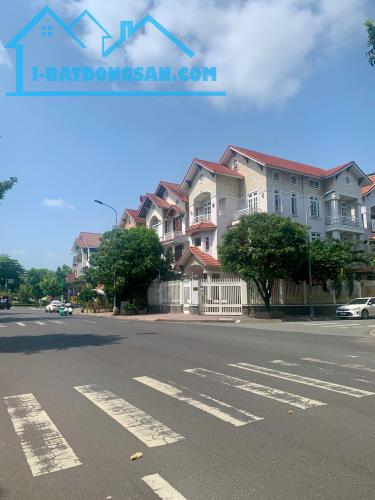 BÁN NHÀ KDC TRUNG SƠN, BÌNH CHÁNH, DT:6X20, 4 LẦU, GIÁ:28 TỶ
