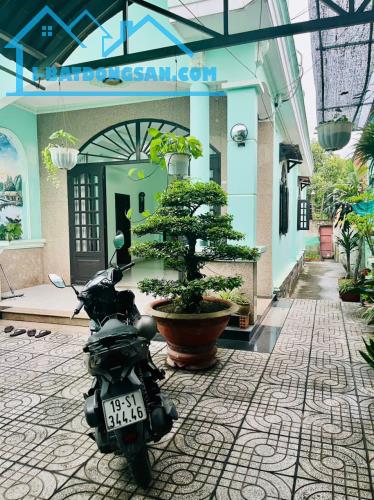 532m2 Mặt tiền đường lớn Kinh Doanh Nhà Hàng Khách Sạn Tuyệt Vời