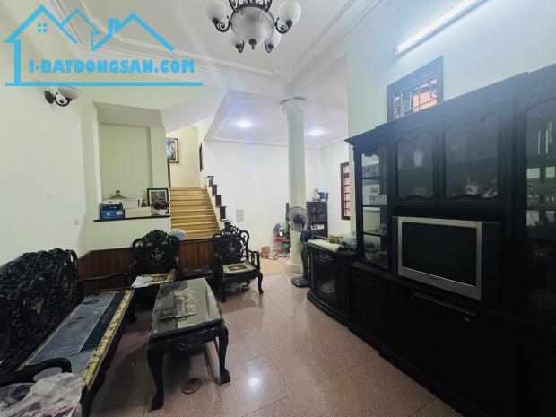 🔥 HIẾM NHÀ BÁN –TRỊNH CÔNG SƠN – 1 NHÀ RA Ô TÔ TRÁNH NHAU – SÁT HỒ TÂY