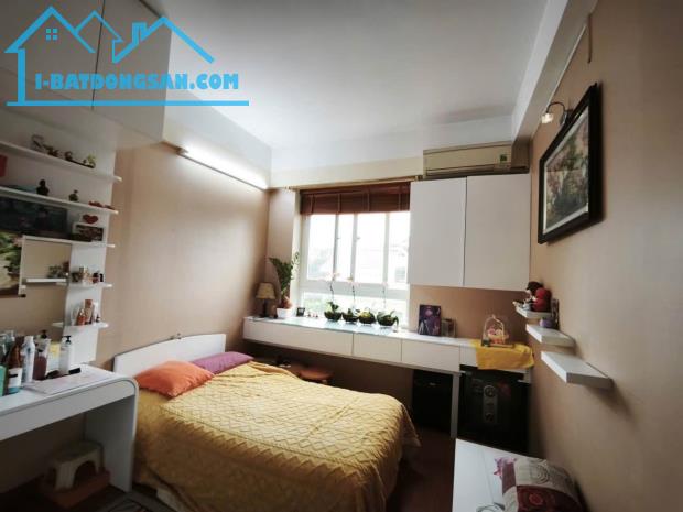 Bán Chung Cư 310 Minh Khai, 60m2 x 2 Ngủ - SĐCC - Hơn 5 Tỷ, View biệt thự, khu dân trí cao