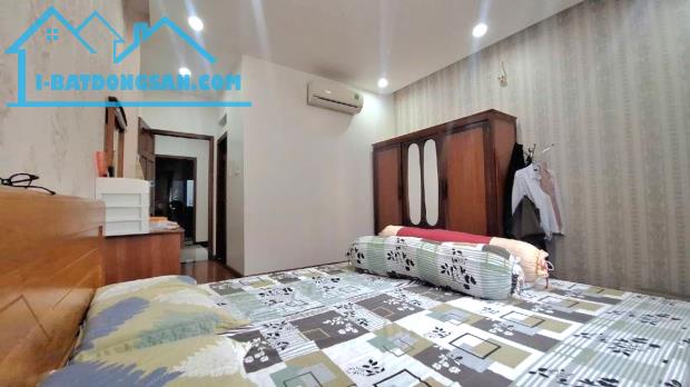 Hẻm xe hơi, Phan Huy Ích, Huỳnh Văn Nghệ, 3 tầng, 82m2, giá chỉ 6.x tỷ, gần emart