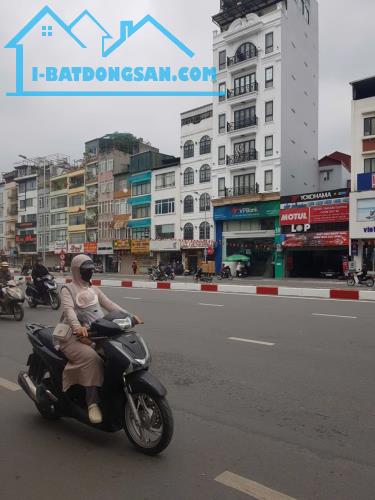 Bán nhà mặt phố Giáp Bát 99m2, 6 tầng thang máy, lô góc, kinh doanh tốt, giá 35 tỷ