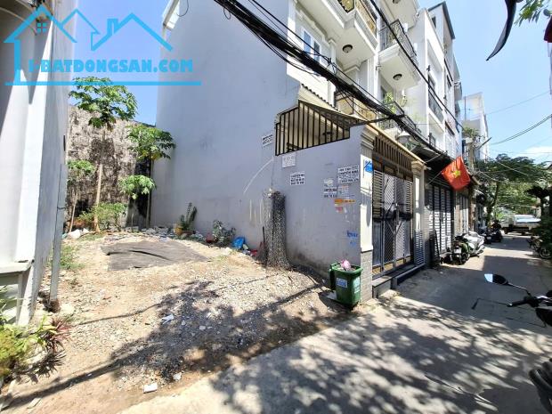 Bán Lô Đất Thổ Cư Quận 7, DT 54M2. Mặt Tiền 4M Hoàng Trọng Mậu HimLam Gần Lotte