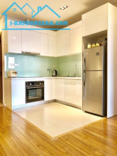 Bán Chung Cư Mipec Long Biên, 65m2g iá 7,03 tỷ, View Đẹp, Ở Ngay