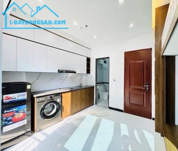 Bán gấp TÒA CHDV- CCMN TRƯƠNG ĐỊNH 86M x7T -13 TỶ- 17P -DT 1 TỶ/NĂM (7.5%)