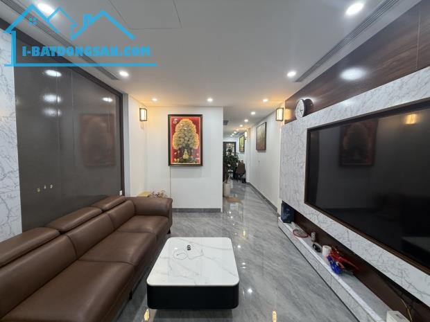 NHÀ ĐẸP PHỐ NGUYỄN VĂN LINH- LONG BIÊN - 6 TẦNG - THANG MÁY - GARA OTO