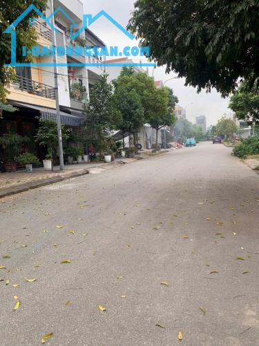 Bán lô đất khu chia lô quân đội Cẩm Khê, Tứ Minh, TP HD, 91.87m2, mt 4.5m, đường 17.5m