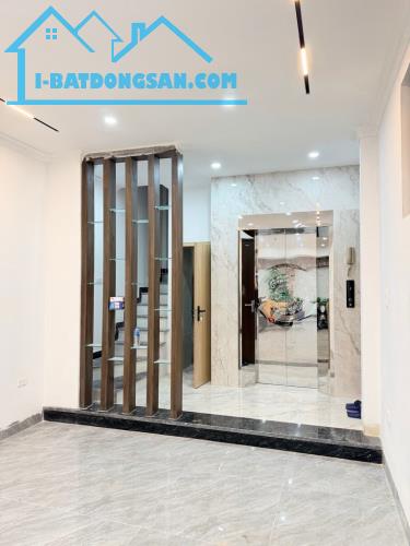 BÁN NHÀ PHÚ THƯỢNG - SÁT CIPUTRA TÂY HỒ - THANG MÁY - Ô TÔ VÀO NHÀ - 8,5 TỶ