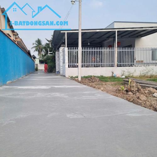 Mình cần án lô đất 2 mặt kiệt ô tô Thành Vinh 2 , Phường Sơn Trà ( VỊ TRÍ CÁCH BIỂN 300M )