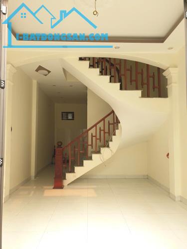 BÁN NHÀ 1,92 TỶ, NGÕ NÔNG, RỘNG ĐƯỜNG KÊNH, 41M2 3 TẦNG
