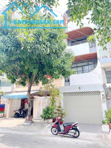 Bán nhà 4 tầng mặt tiền đường Phan Huy Thực P.Tân Hưng Quận 7