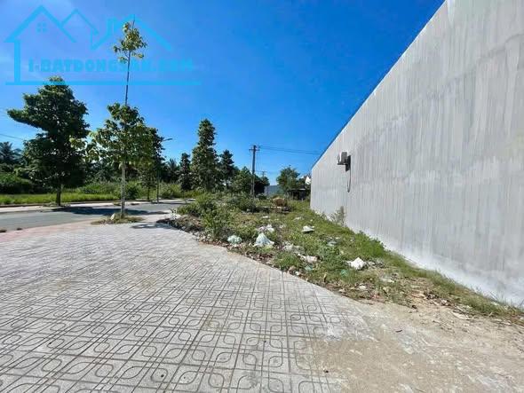 Tái định cư Long Hòa B, mặt tiền nhựa gần Quảng Trường Tp Mỹ Tho