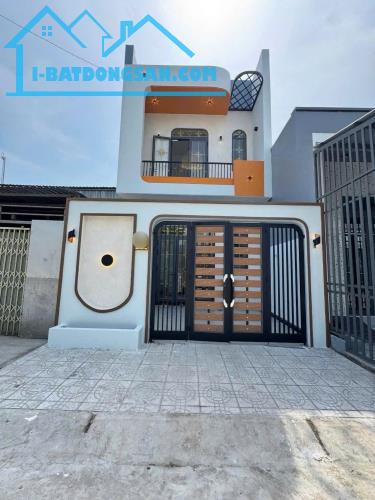 Giãm sâu nhà 1 trệt 1 lầu - 5x20m2 - gần bến xe quận 8 - giá 1 tỷ 050 triệu