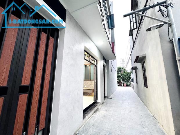 BÁN NHÀ 1 TỶ 990, NGÕ MỸ XÁ Ô TÔ ĐỖ CỬA, 46M2 3 TẦNG