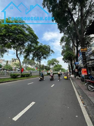 Nhà 31m*3 tầng, ngay Trường Sa sát MT, mới đẹp ở ngay chỉ 6 tỷ
