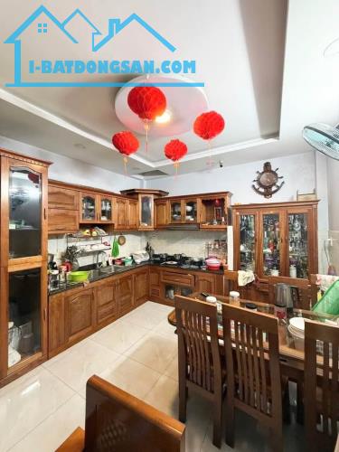 Hẻm xe hơi 8m đường Lý Thường Kiệt, Quận 10, Diện tích 59m2 giá 9.5 tỷ thương lượng