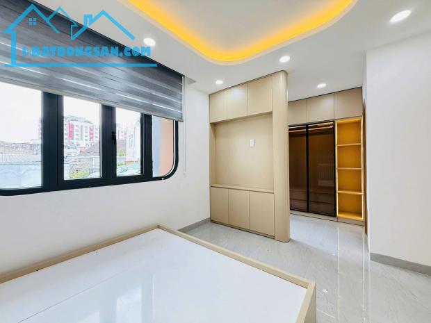 HIẾM!NHÀ DÂN XÂY VĂN TIẾN DŨNG,CẦU DIỄN,GA TÀU,GẦN OTO, DT:40Mx5T,MT:4m,6.4ty