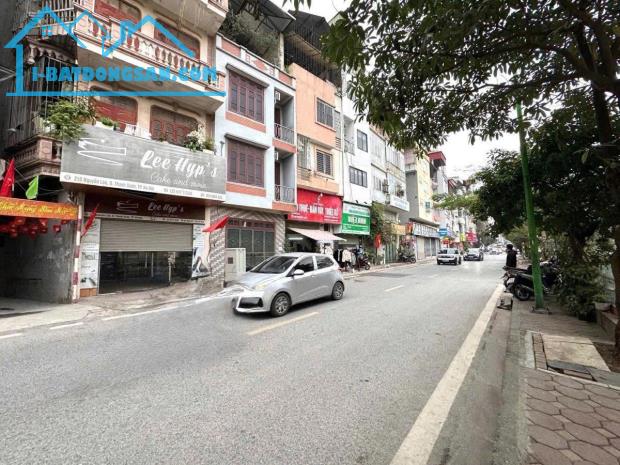 Mặt phố Nguyễn Lân 65m2, 5T, mặt tiền 9m lô góc quanh 30 tỷ hiếm quận Thanh Xuân