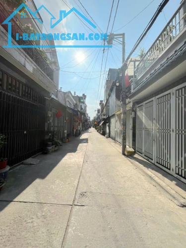 SÁT CHỢ BÌNH THÀNH NGAY KDC VĨNH LỘC- NHÀ ĐẸP 3 TẦNG 63M2 -4x15.6- HẺM XE HƠI. CHỈ 5 TỶ XX