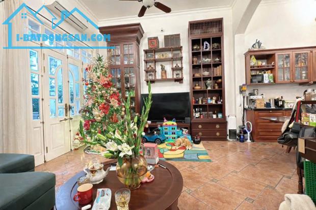 💥 HIẾM TẦM TIỀN – NGHI TÀM TRONG ĐÊ – GẦN HỒ – NHÀ Ở NGAY