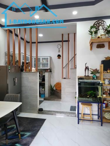 Bán gấp nhà đẹp Dương Văn Dương, gần siêu thị Aeon Tân Phú, đủ tiện ích, ở ngay, 3.x tỷ.