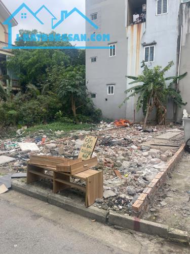 MẢNH ĐẤT ĐẸP HOA LÂM, LONG BIÊN - MẶT TIỀN RỘNG – Ô TÔ 7 CHỖ VÀO NHÀ – NGÕ THÔNG TỨ PHÍA
