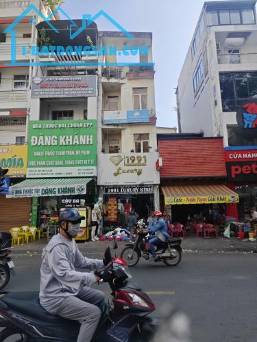 Bán nhà mặt tiền Nguyễn Trãi p7 q 5 đoạn 2 chiều, 3.9x15m, 4 tầng giá 29 tỷ