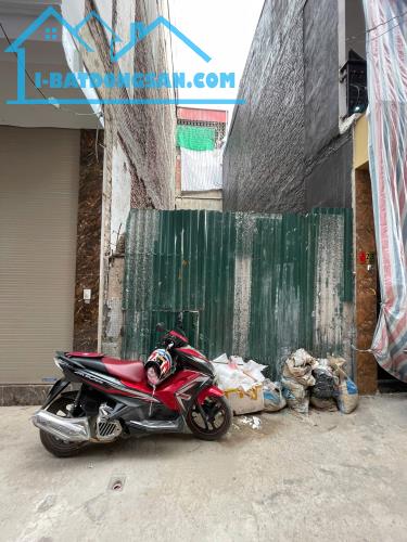BÁN ĐẤT NHUỆ GIANG – HÀ ĐÔNG – Ô TÔ ĐỖ CỬA – 45M2 – GIÁ 12.3 TỶ Diện tích: 45m² Mặt tiền: