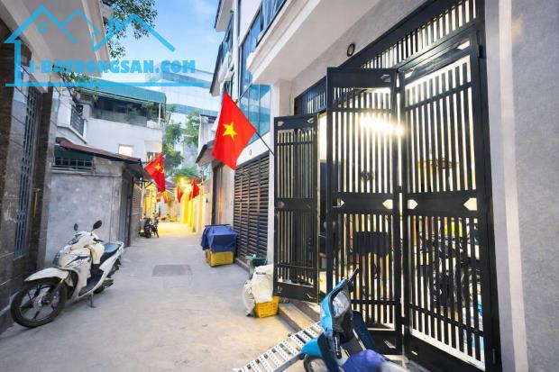 🌹 TÂY HỒ HIẾM – LÔ GÓC TRÍCH SÀI – NGÕ Ô TÔ THÔNG – 6TẦNG THANG MÁY – DÒNG TIỀN KHỦNG