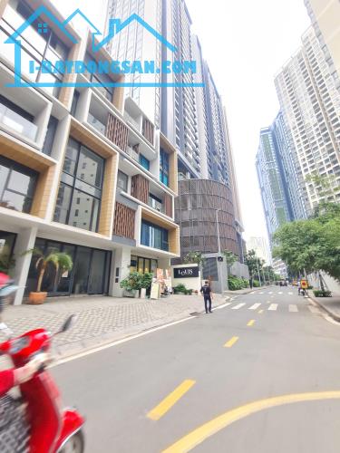 Bán Khuôn Villa An Phú An Khánh, 20x20m, Ngay Nguyễn Hoàng Vào